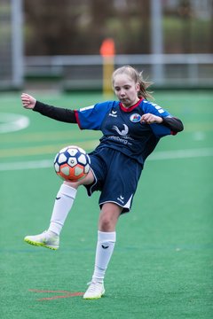 Bild 346 - wBJ VfL Pinneberg - St. Pauli : Ergebnis: 7:0 (Abbruch)